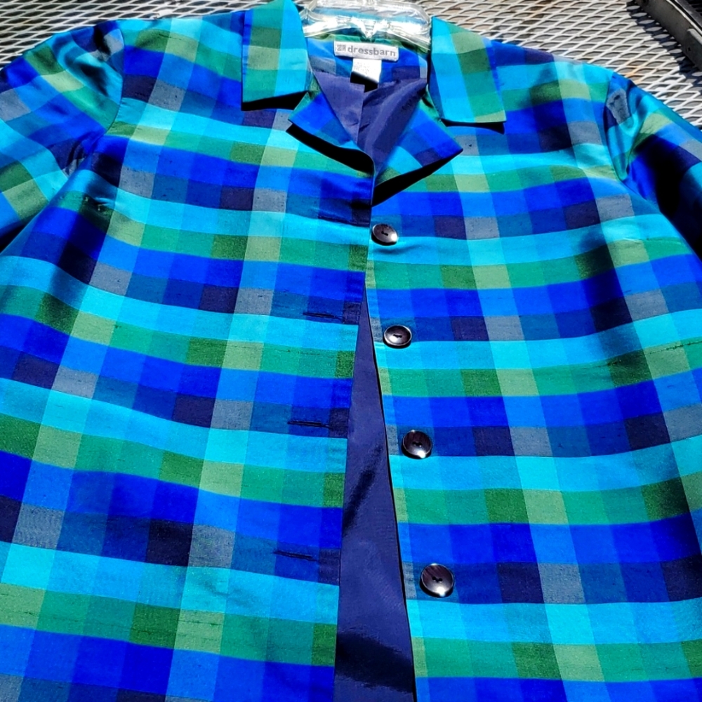 Dress barn size 16 blazer in ruch jeweltone blues and greens